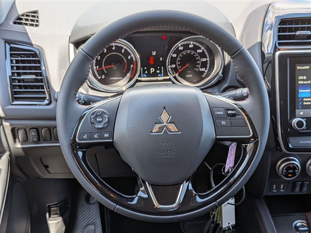 2026 Mitsubishi Outlander Sport SE:MI330400