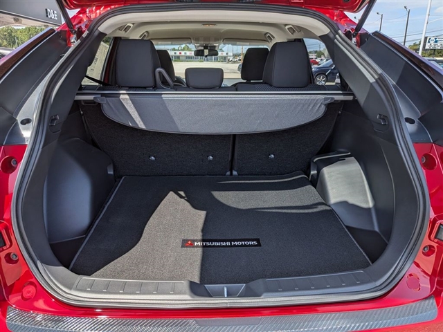 2025 Mitsubishi Eclipse Cross LE:M241570