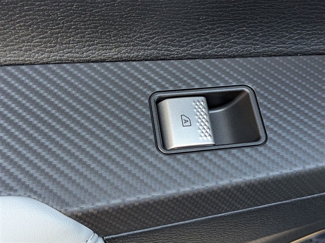 2026 Mitsubishi Outlander SE:MI30090