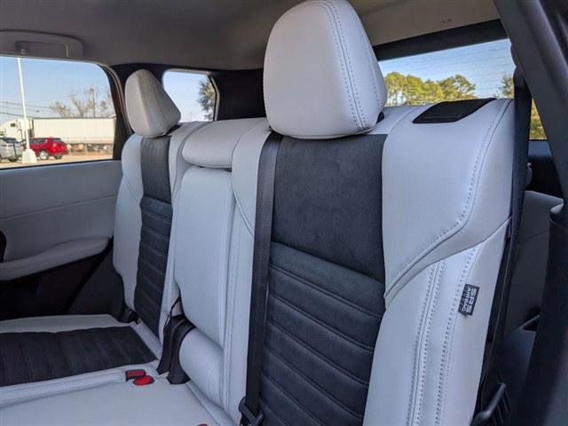 2026 Mitsubishi Outlander SE:MI30050