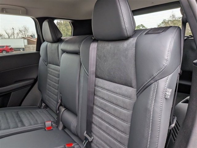 2026 Mitsubishi Outlander SE:MI30220