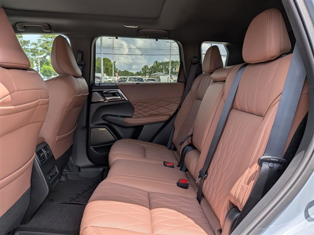 2025 Mitsubishi Outlander SEL:MM39610