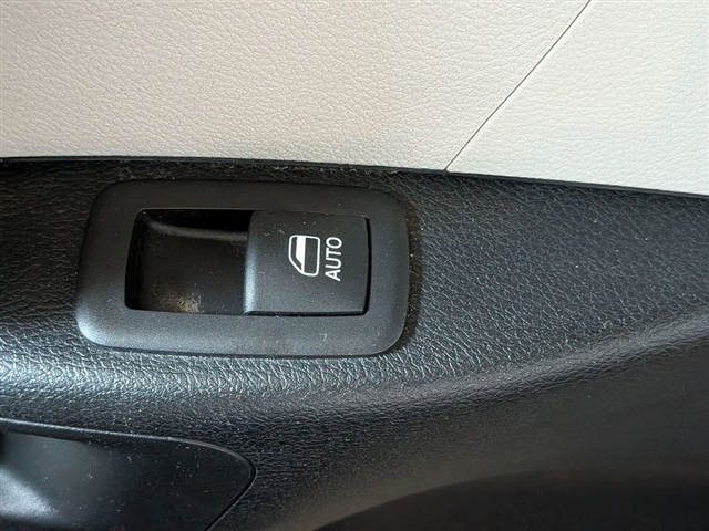 2017 Chrysler Pacifica Touring-L Plus:01870UU