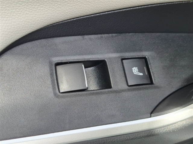 2020 Toyota RAV4 Limited:02570UU