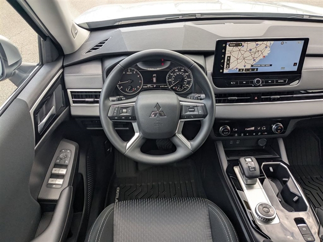 2025 Mitsubishi Outlander ES:MM39490