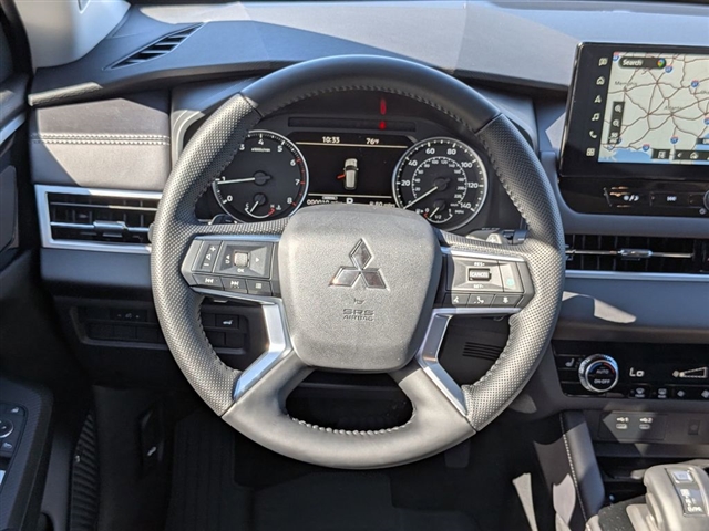 2025 Mitsubishi Outlander SE:MM39940