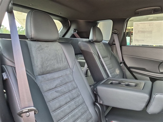 2026 Mitsubishi Outlander LE:MI30630