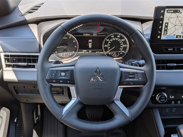 2026 Mitsubishi Outlander SE:MI30420
