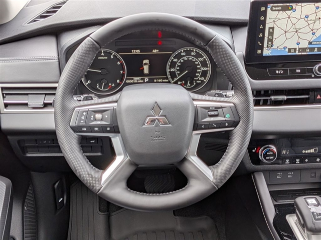 2026 Mitsubishi Outlander SE:MI30250