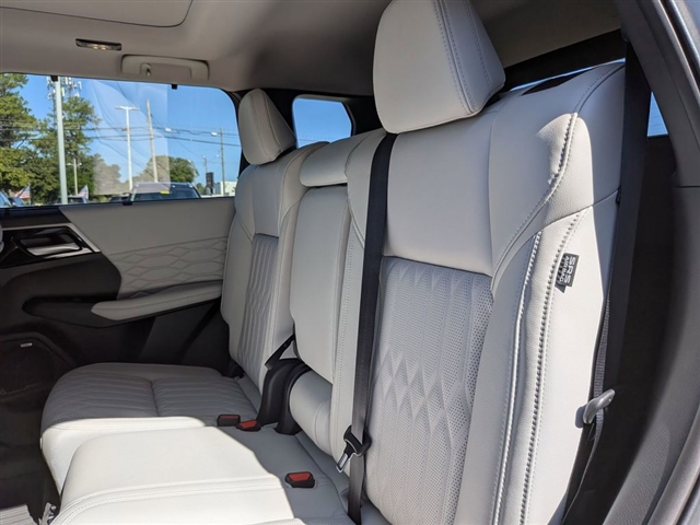 2025 Mitsubishi Outlander SEL:MM39860