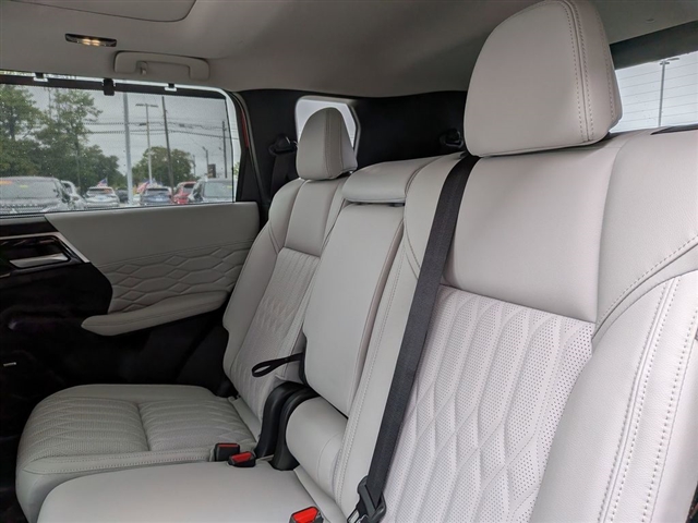 2025 Mitsubishi Outlander SEL:MM39930