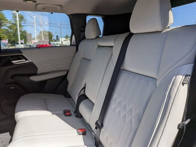 2025 Mitsubishi Outlander SEL:MM39830