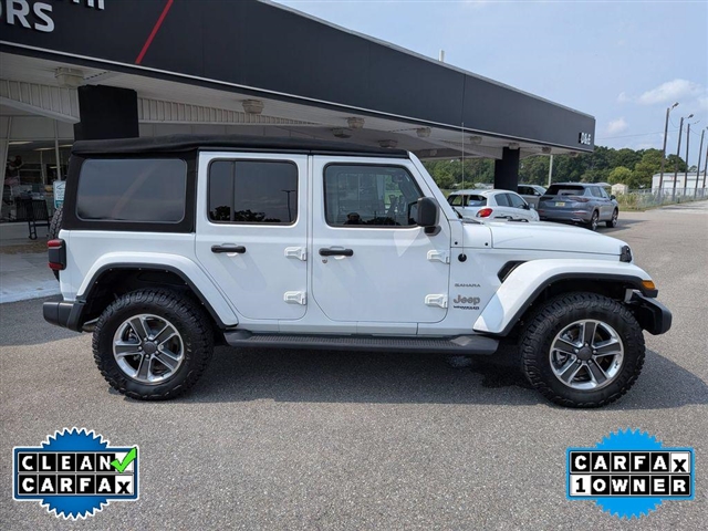 2022 Jeep Wrangler Unlimited Unlimited Sahara:02490UU