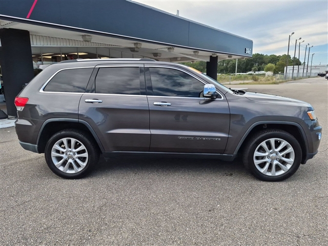 2017 Jeep Grand Cherokee Limited:02620UU