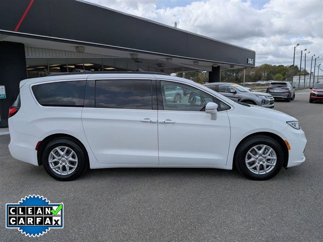 2022 Chrysler Pacifica Touring L:02150UU