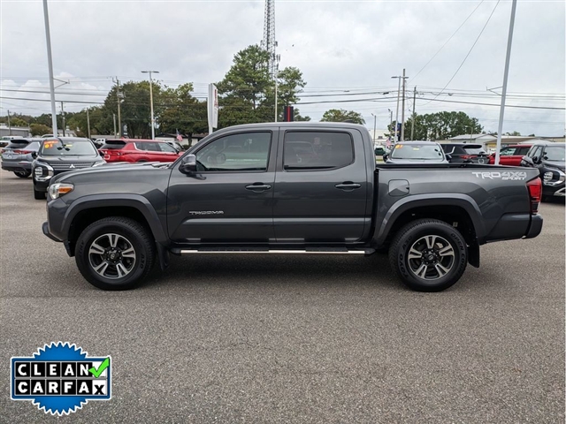 Used 2019 Toyota Tacoma TRD Sport with VIN 3TMCZ5AN1KM199165 for sale in Wilmington, NC