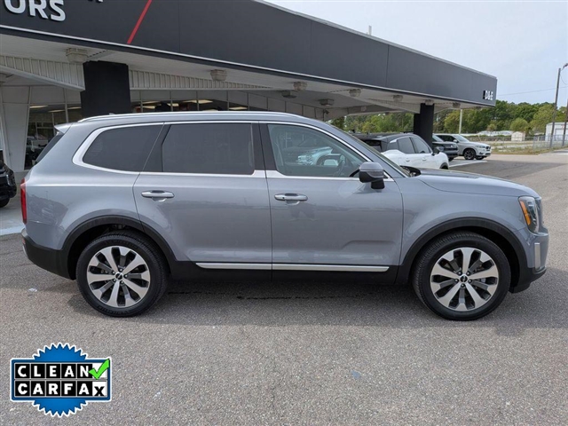 2022 Kia Telluride S:02190UU