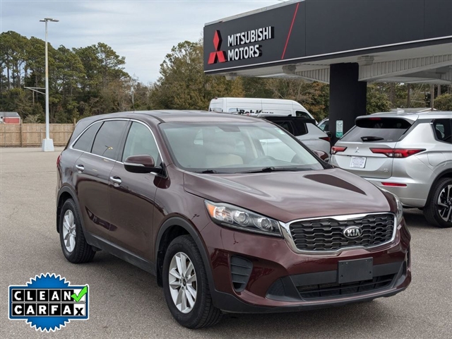 Used 2019 Kia Sorento LX with VIN 5XYPG4A37KG511843 for sale in Wilmington, NC