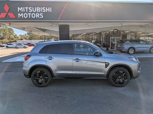 2026 Mitsubishi Outlander Sport SE:MI330040