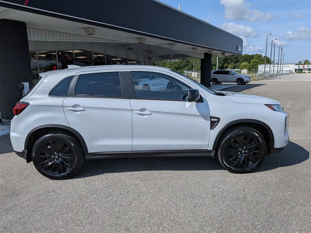 2026 Mitsubishi Outlander Sport SE:MI330480