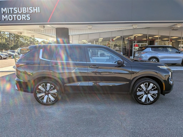 2025 Mitsubishi Outlander SE:MM39990
