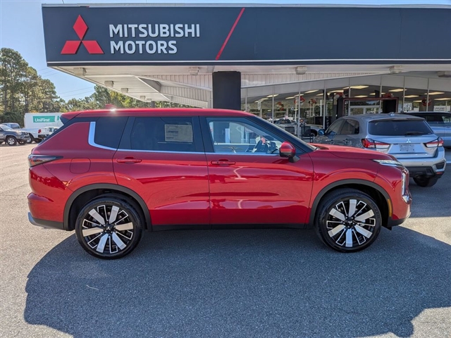 2025 Mitsubishi Outlander SE:MM39870