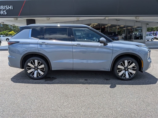 2025 Mitsubishi Outlander SEL:MM39610