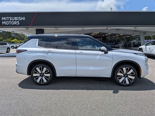 2025 Mitsubishi Outlander SEL:MM39510