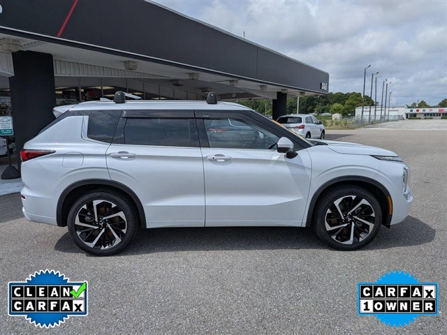 2022 Mitsubishi Outlander SEL Launch Edition:30253N