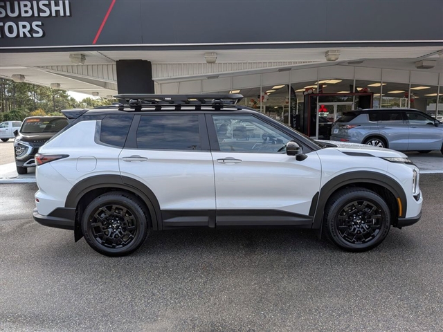 2025 Mitsubishi Outlander Trail Edition:MM39980