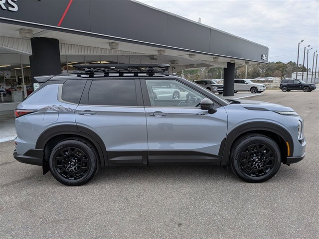 2026 Mitsubishi Outlander SE:MI130200