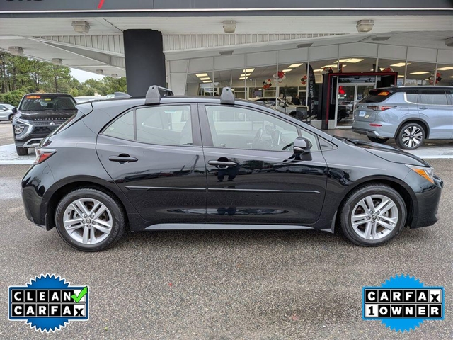 2022 Toyota Corolla Hatchback SE:01820UU