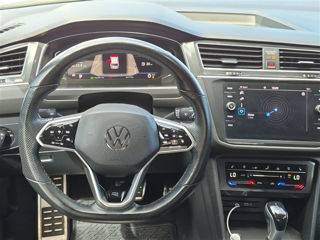 2022 Volkswagen Tiguan SEL R-LINE - Photo 30