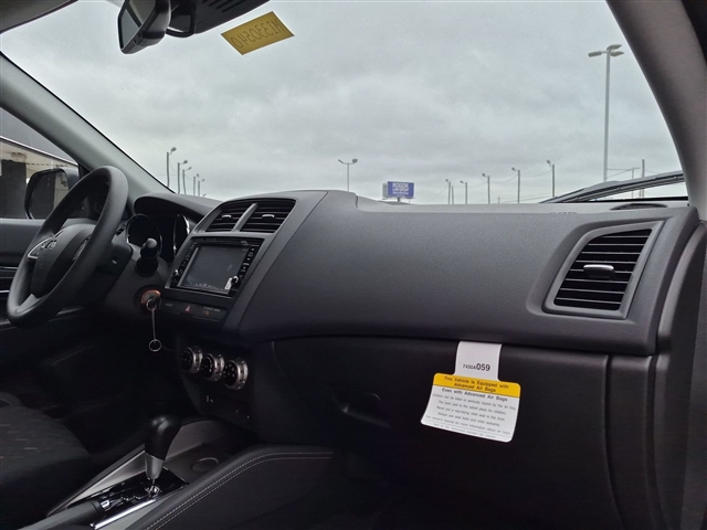 2027 Mitsubishi Outlander Sport S:MI230540
