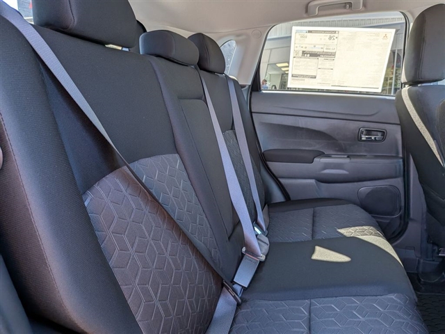 2025 Mitsubishi Outlander Sport ES:MM339800