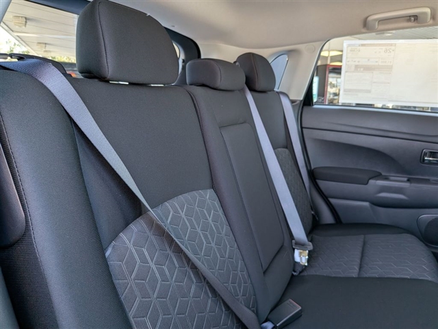 2026 Mitsubishi Outlander Sport SE:MI330190