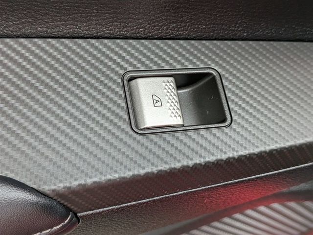 2024 Mitsubishi Outlander SE:30283N