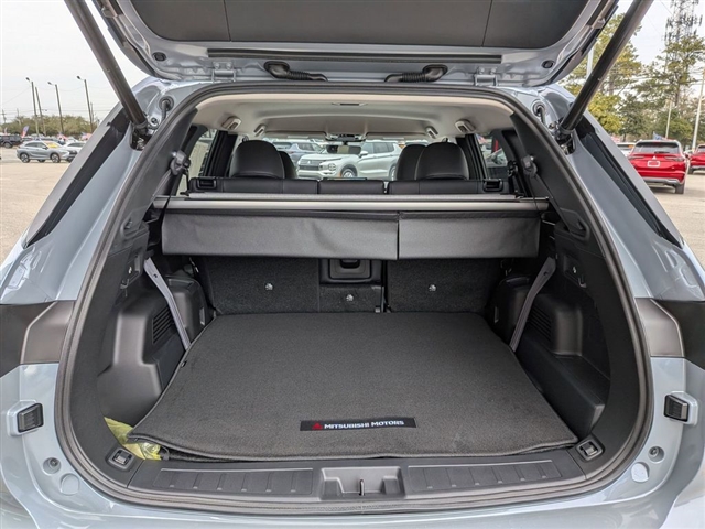 2026 Mitsubishi Outlander SE:MI30220