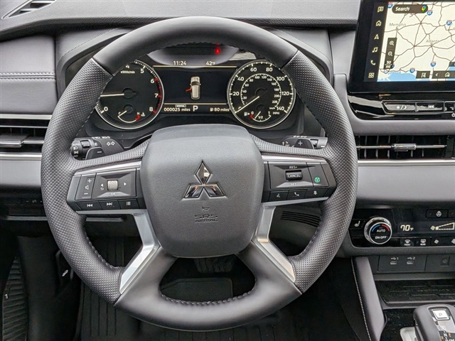 2026 Mitsubishi Outlander SE:MI130110