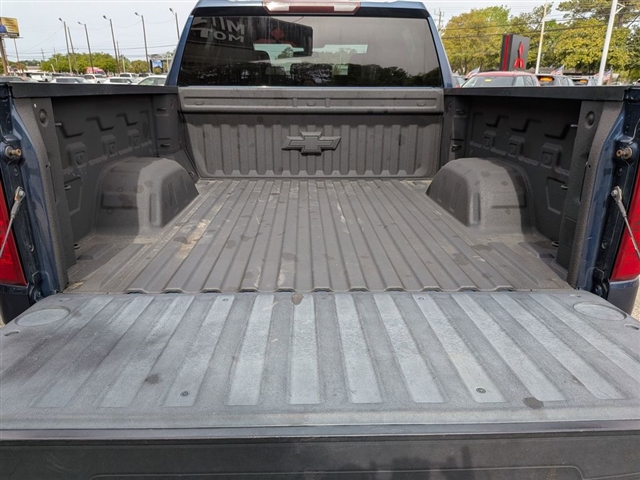 2020 Chevrolet Silverado 1500 LT:02200UU