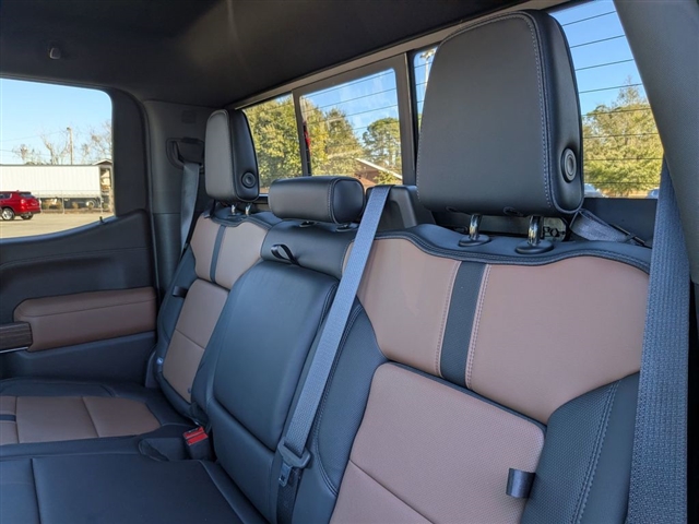 2020 Chevrolet Silverado 1500 High Country:02040UU