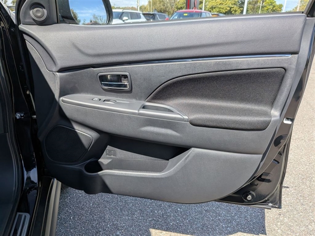 2026 Mitsubishi Outlander Sport SE:MI330370