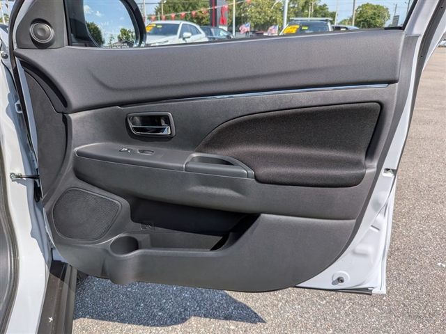 2026 Mitsubishi Outlander Sport SE:MI330480