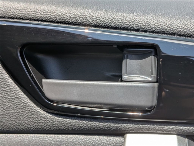 2025 Mitsubishi Eclipse Cross LE:M241570