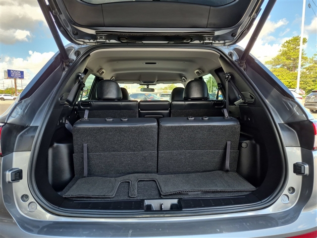 2023 Mitsubishi Outlander SE:30052N