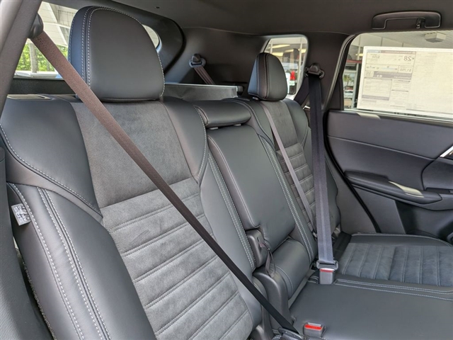 2026 Mitsubishi Outlander SE:MI30430