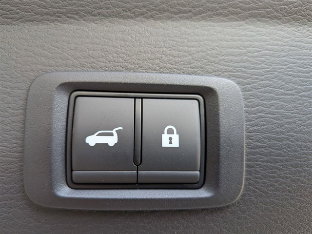 2026 Mitsubishi Outlander SE:MI30280