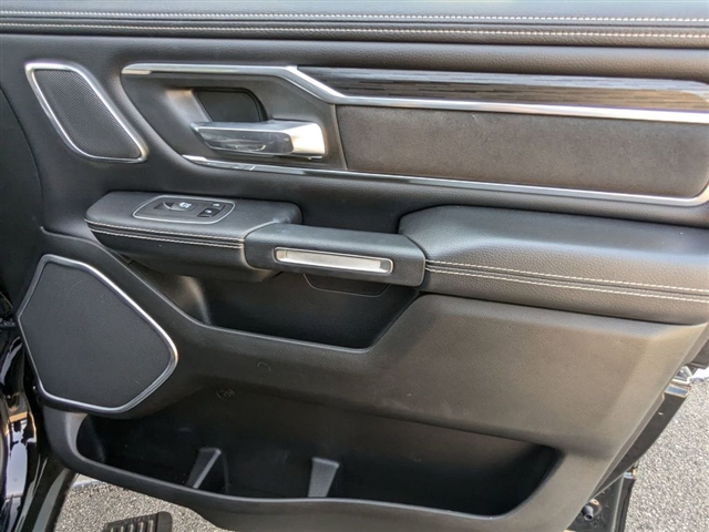 2023 RAM 1500 Laramie:01121U