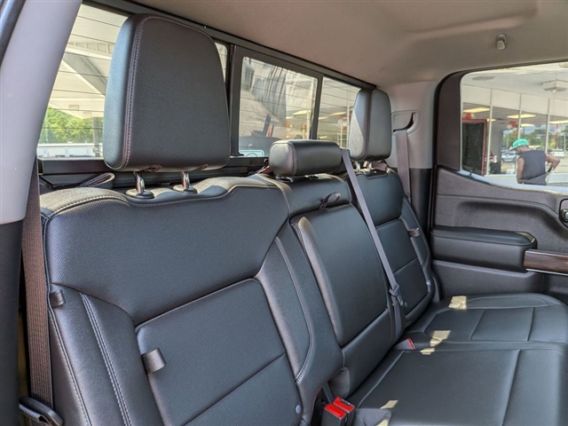 2021 GMC Sierra 1500 SLT:02300UU