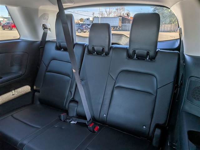 2022 Nissan Pathfinder SL:01971U